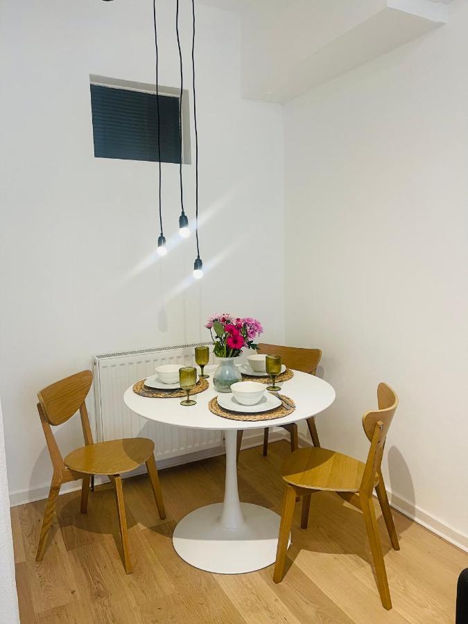 Ground Floor 1 Bedroom Flat In The City Centre Единбург Екстериор снимка