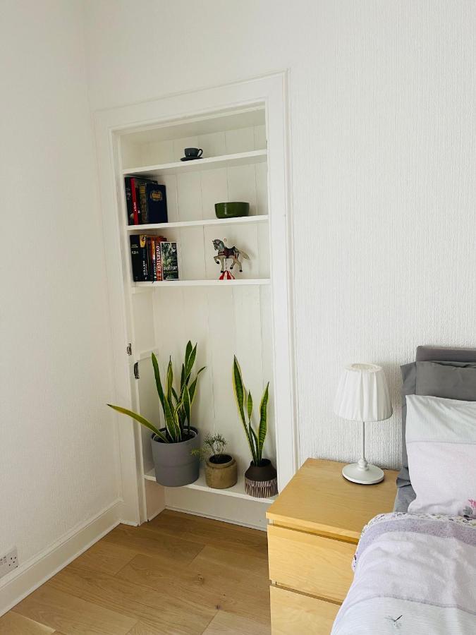 Ground Floor 1 Bedroom Flat In The City Centre Единбург Екстериор снимка