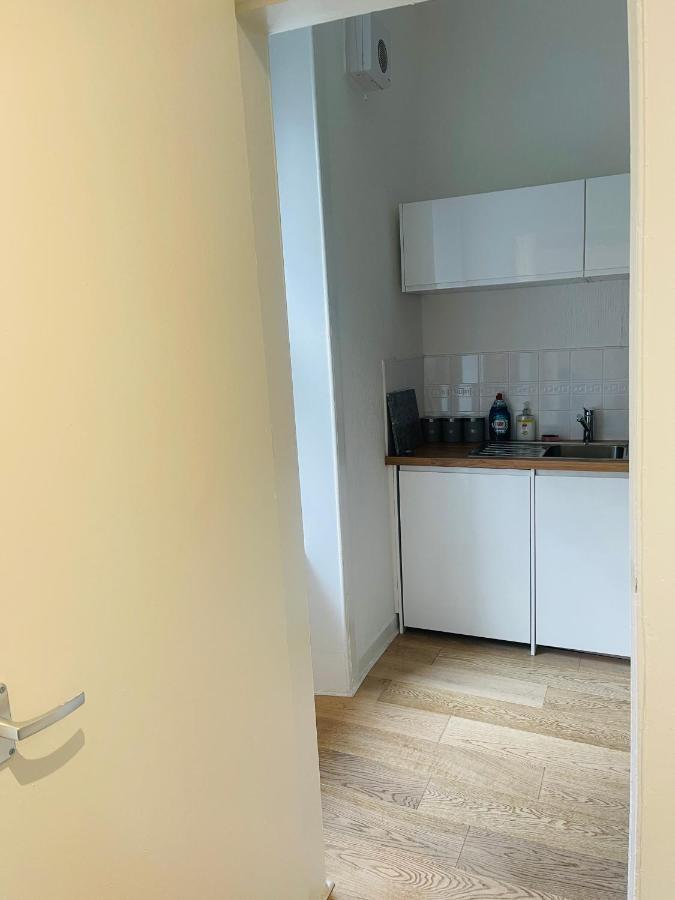 Ground Floor 1 Bedroom Flat In The City Centre Единбург Екстериор снимка